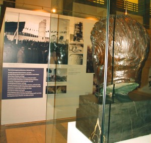 parede e busto de Durte Pacheco do núcleo 5 da exposição